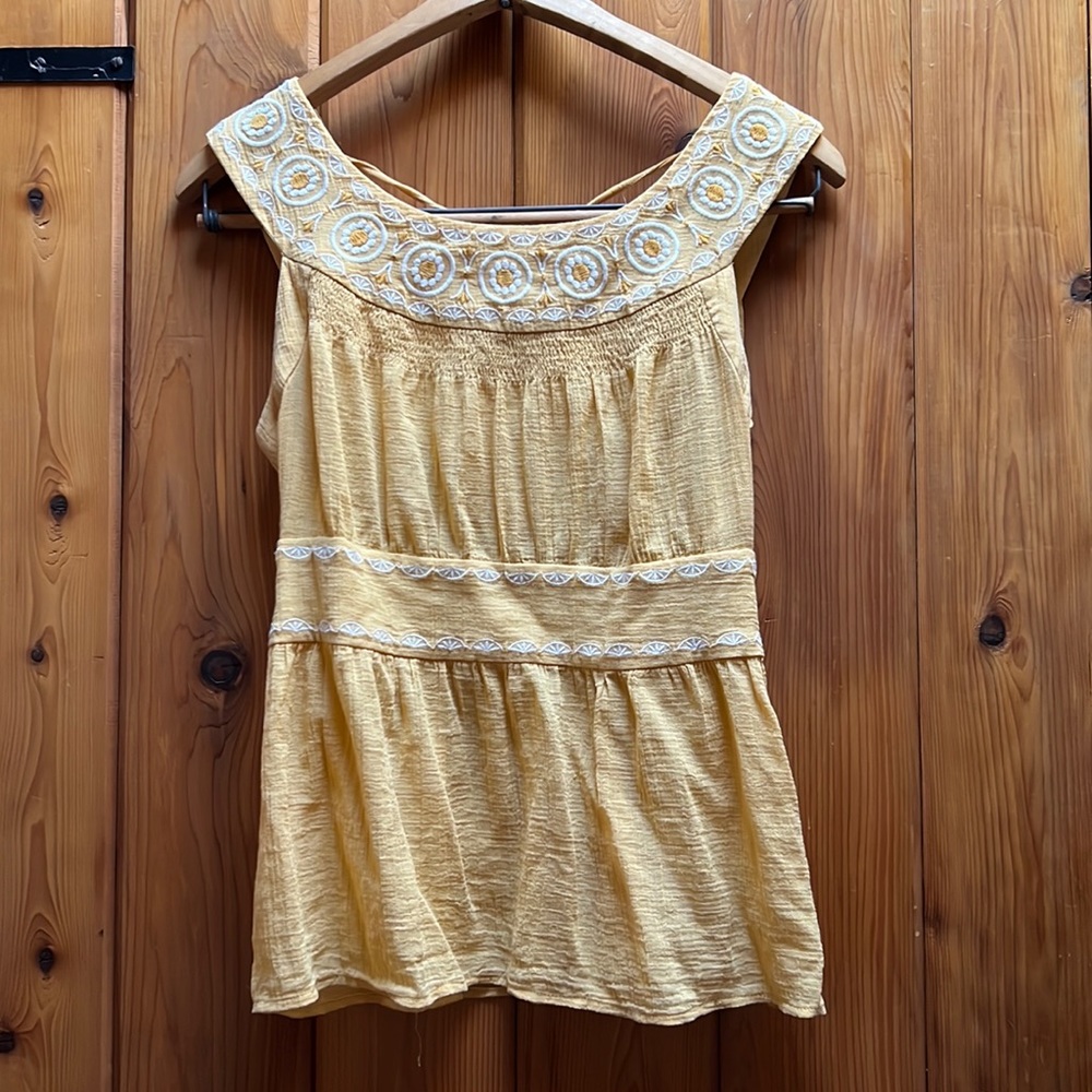Floreat too cute back detail size 8